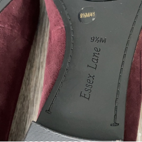 Essex Lane Suede Deep Wine Pointed Flat / Size 9.5 - Picture 5 of 5